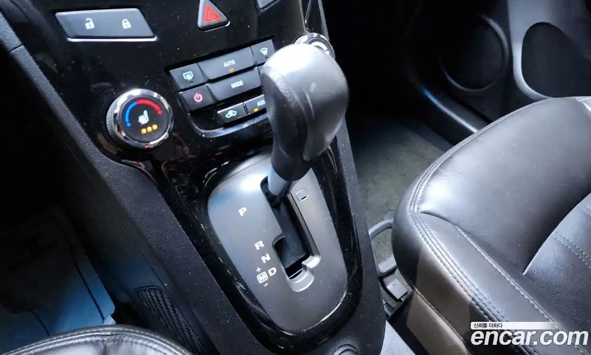 Chevrolet Orlando 2012 2.0 Автомат в Москве № 41236, фото 17