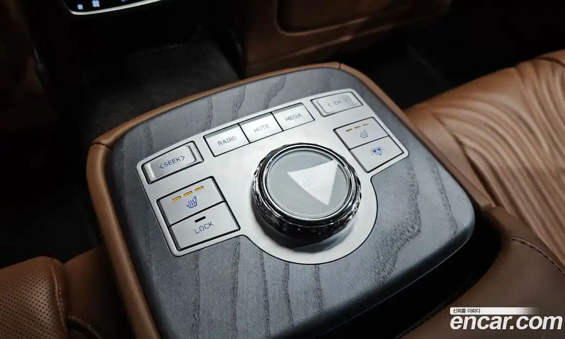 Genesis G80 2023 2.5 Автомат в Москве № 418971, фото 17