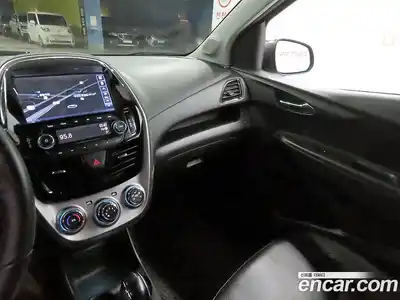 Chevrolet Spark 2017 1.0 Автомат в Москве № 42047, миниатюра 11