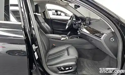 BMW 5-Series 2023 2.0 Автомат в Москве № 425788, миниатюра 11