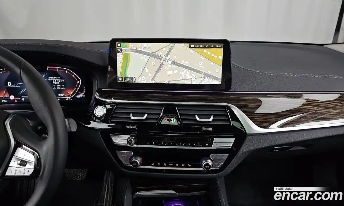 BMW 5-Series 2023 2.0 Автомат в Москве № 425788, фото 14