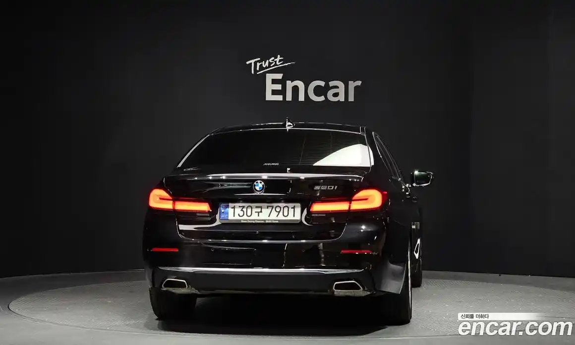 BMW 5-Series 2023 2.0 Автомат в Москве № 425788, фото 4