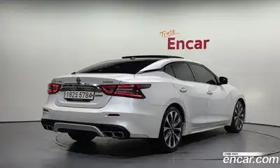 Nissan Maxima 2019 3.5 Автомат в Москве № 433775, миниатюра 2