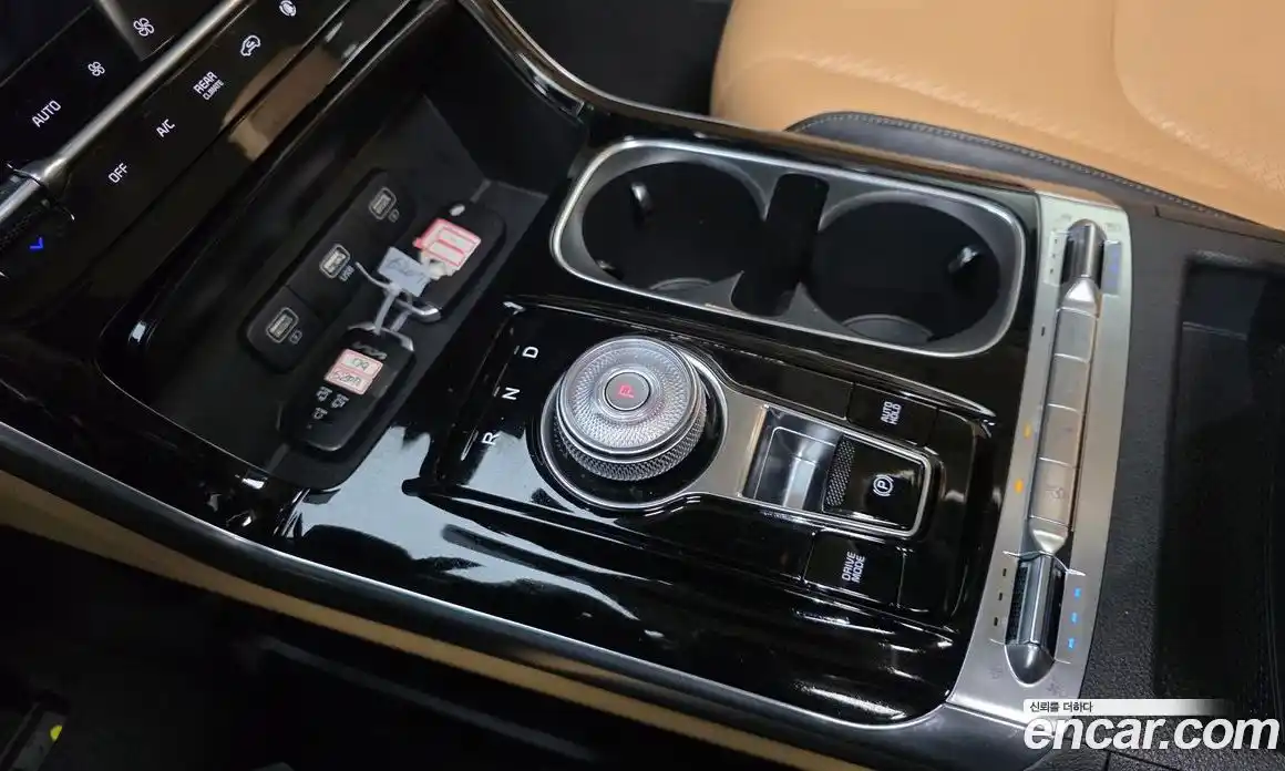 Kia Canival 2022 2.2 Автомат в Москве № 452521, фото 9