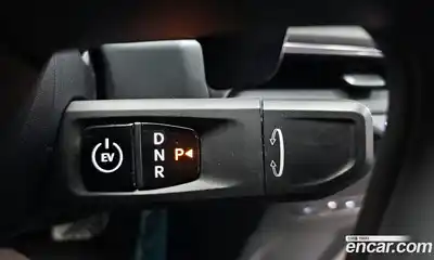 Kia EV9 2024 0.2 Автомат в Москве № 460859, миниатюра 8