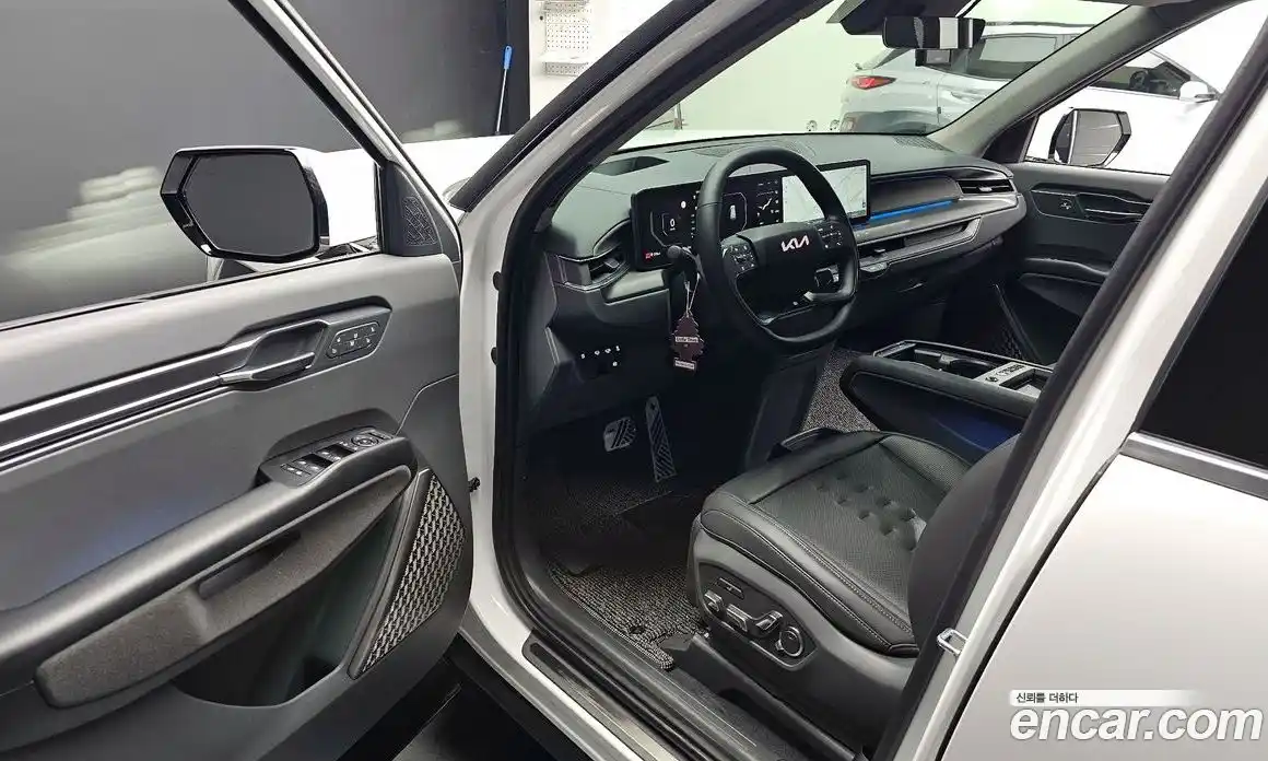 Kia EV9 2024 0.2 Автомат в Москве № 460859, фото 9