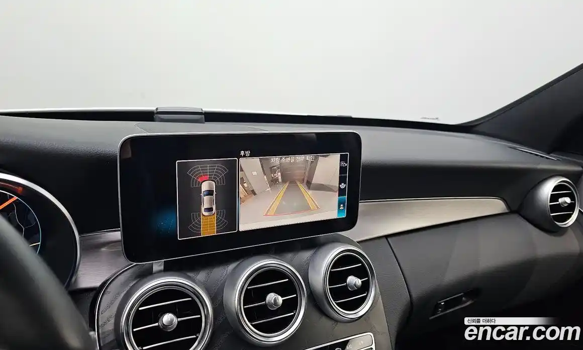 Mercedes-Benz C-Class 2021 2.0 Автомат в Москве № 467630, фото 17