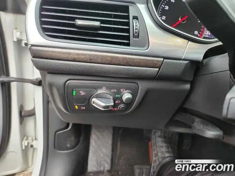 Audi A6 2017 2.0 Автомат в Москве № 469151, фото 10