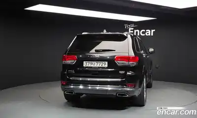Jeep Cherokee 2016 3.0 Автомат в Москве № 472803, миниатюра 4