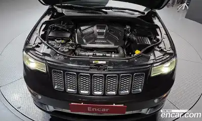 Jeep Cherokee 2016 3.0 Автомат в Москве № 472803, миниатюра 6