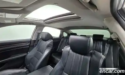 Honda Accord 2018 2.0 Автомат в Москве № 473266, миниатюра 12