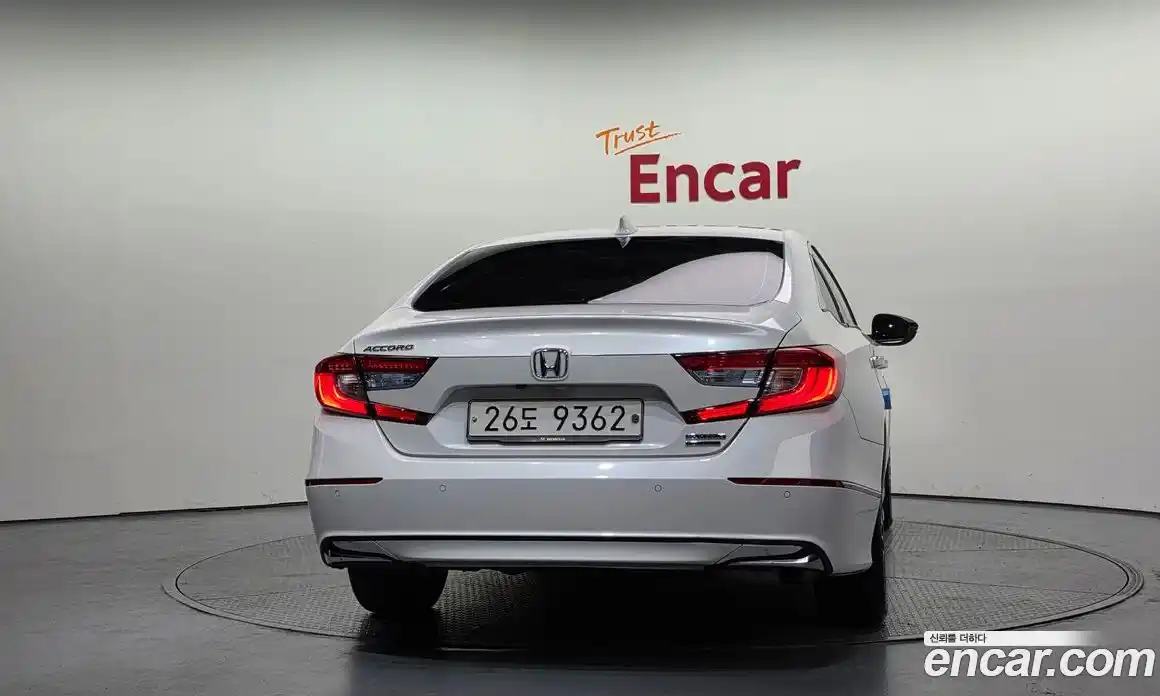 Honda Accord 2018 2.0 Автомат в Москве № 473266, фото 4