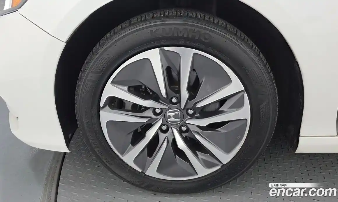 Honda Accord 2018 2.0 Автомат в Москве № 473266, фото 5