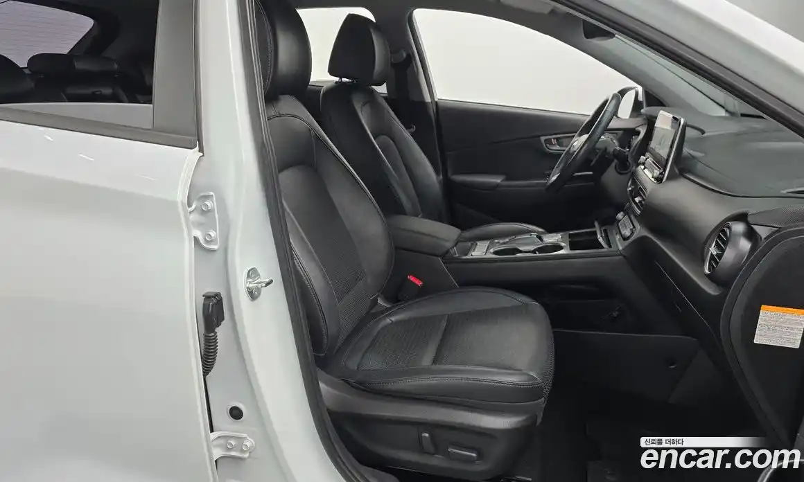 Hyundai Kona 2020 0.2 Автомат в Москве № 47501, фото 13