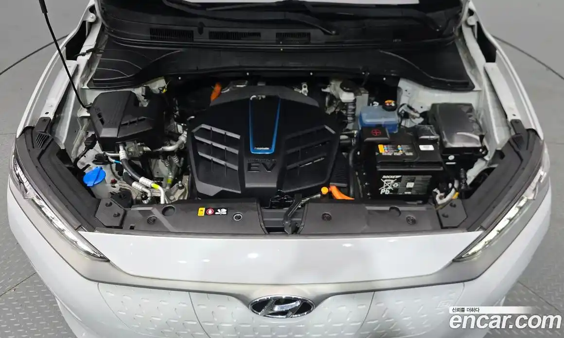 Hyundai Kona 2020 0.2 Автомат в Москве № 47501, фото 8