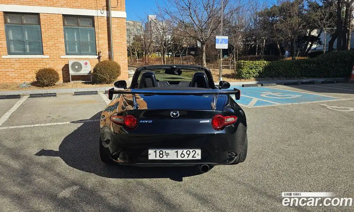 Mazda MX-5 Miata 2018 2.0 Механическая в Москве № 475144, фото 4
