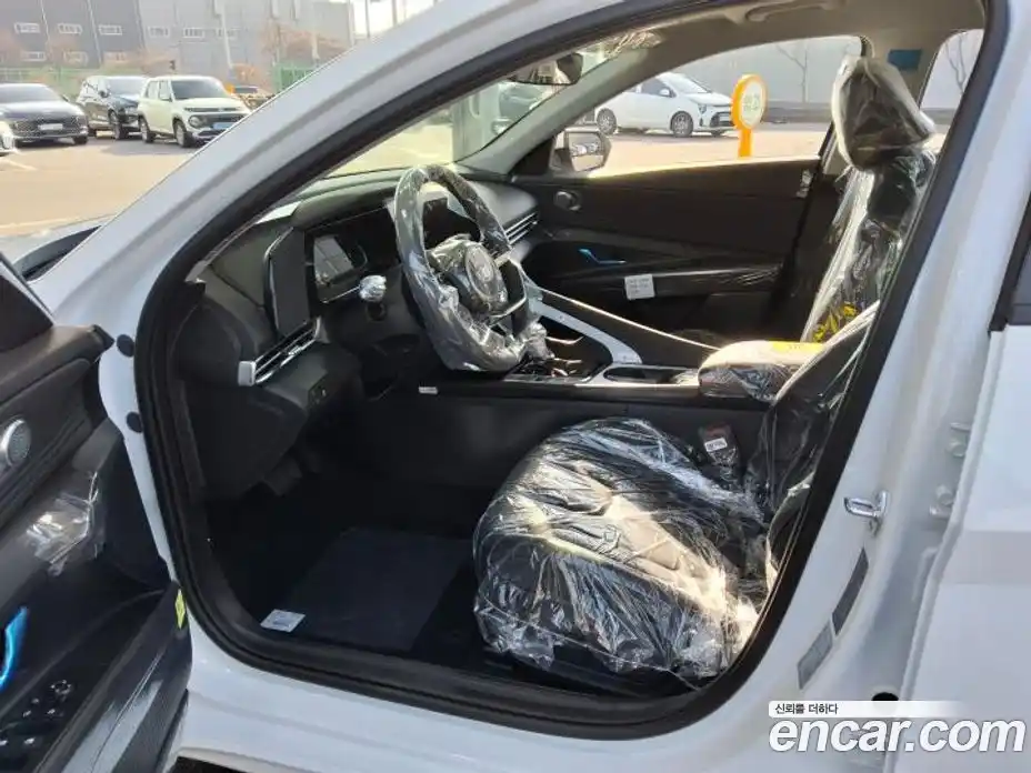 Hyundai Avante 2026 1.6 Автомат в Москве № 48588, фото 7