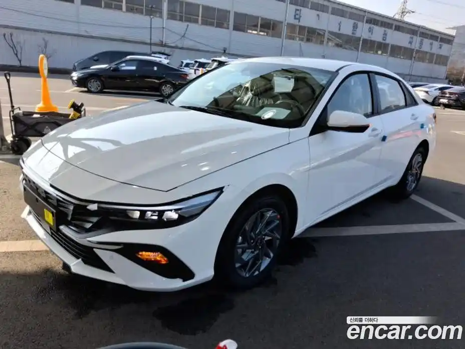 Hyundai Avante 2026 1.6 Автомат в Москве № 48588, фото 9