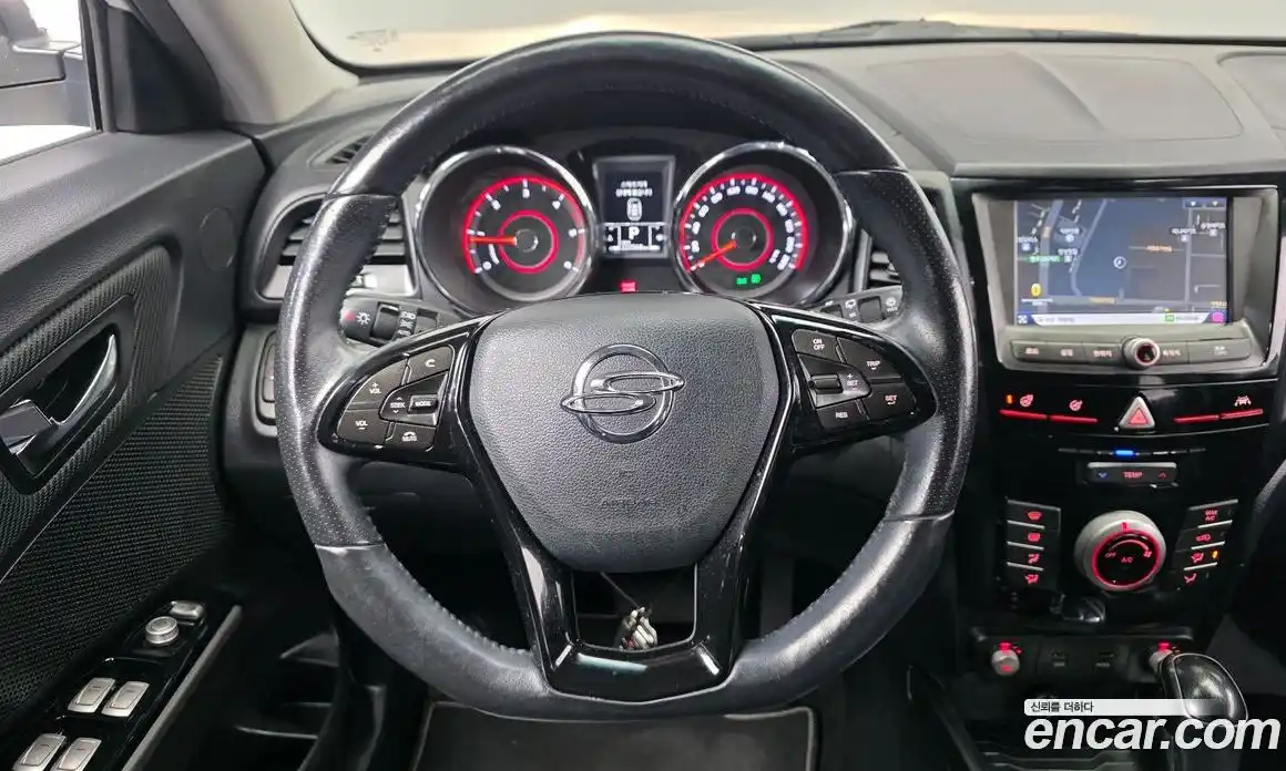 SsangYong TIBOLI 2018 1.6 Автомат в Москве № 491305, фото 13