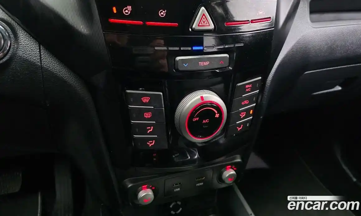 SsangYong TIBOLI 2018 1.6 Автомат в Москве № 491305, фото 16