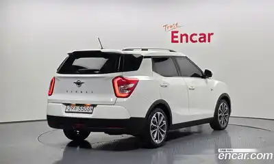 SsangYong TIBOLI 2018 1.6 Автомат в Москве № 491305, миниатюра 2