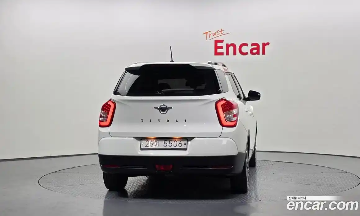 SsangYong TIBOLI 2018 1.6 Автомат в Москве № 491305, фото 4