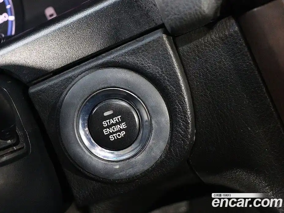 SsangYong Rexton 2015 2.0 Автомат в Москве № 491494, фото 11