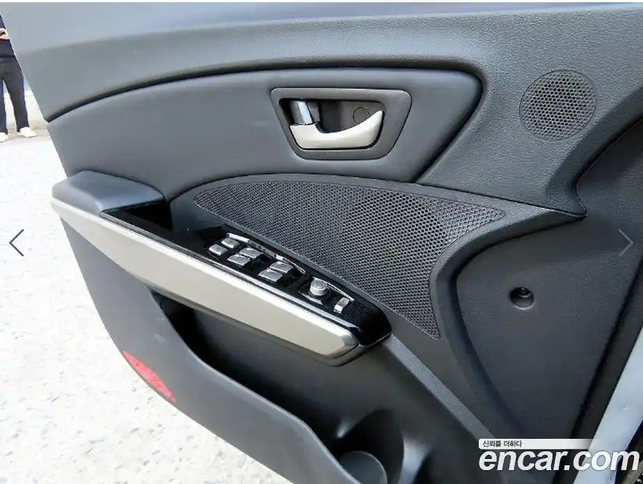 SsangYong TIBOLI 2018 1.6 Автомат в Москве № 491655, фото 11