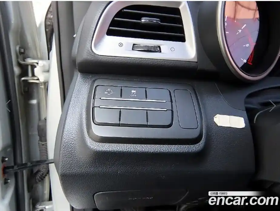 SsangYong TIBOLI 2018 1.6 Автомат в Москве № 491655, фото 12