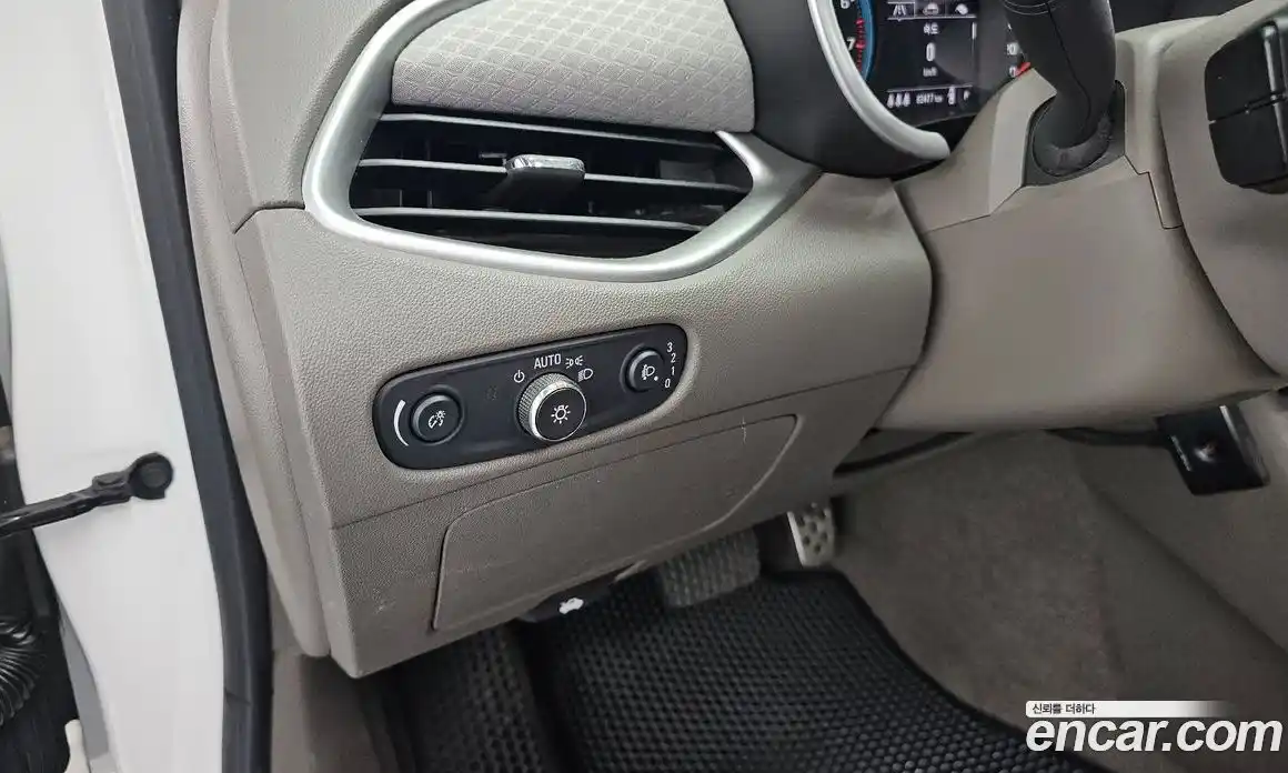 Chevrolet Malibu 2017 1.5 Автомат в Москве № 492365, фото 18