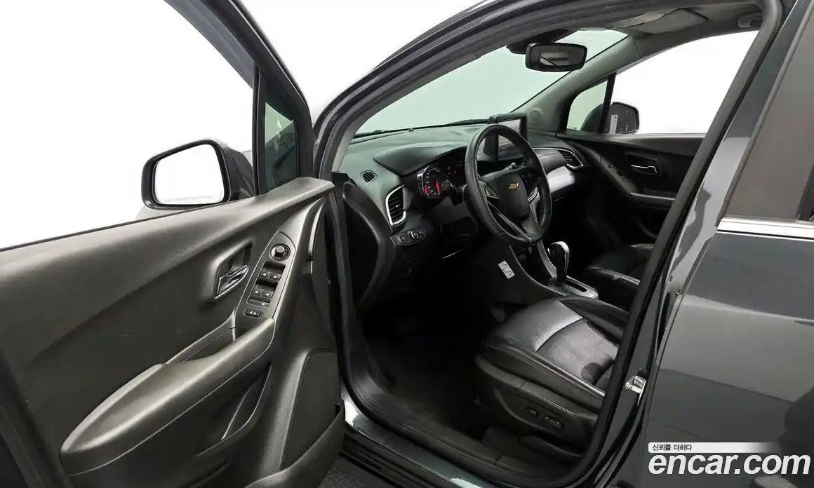 Chevrolet Trax 2017 1.4 Автомат в Москве № 492939, фото 10