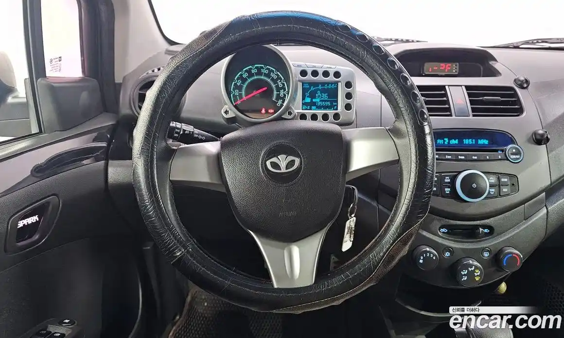 Chevrolet Matiz 2011 1.0 Автомат в Москве № 493072, фото 13