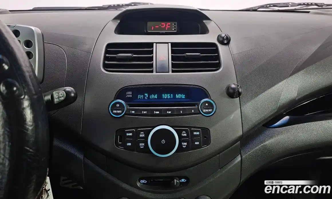 Chevrolet Matiz 2011 1.0 Автомат в Москве № 493072, фото 14