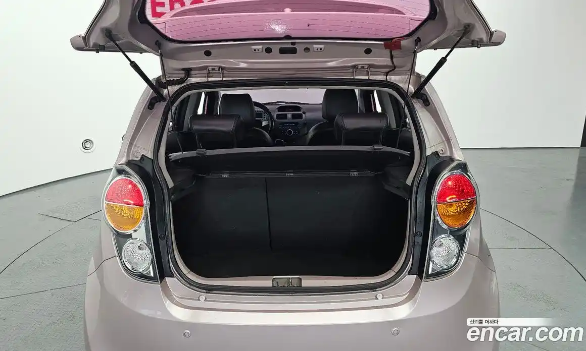 Chevrolet Matiz 2011 1.0 Автомат в Москве № 493072, фото 20