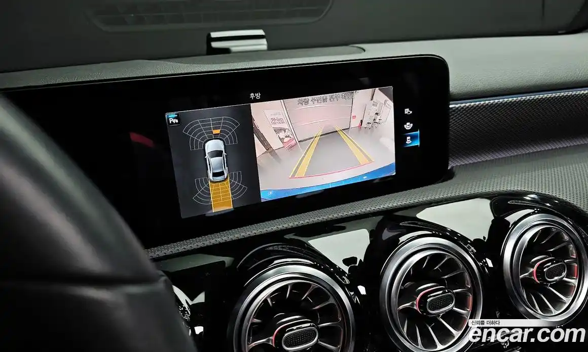 Mercedes-Benz A-Class 2022 2.0 Автомат в Москве № 493998, фото 17