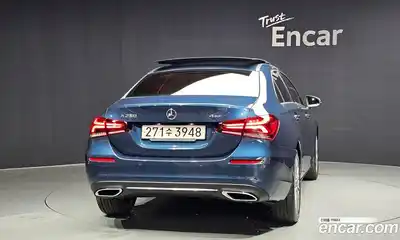 Mercedes-Benz A-Class 2022 2.0 Автомат в Москве № 493998, миниатюра 4