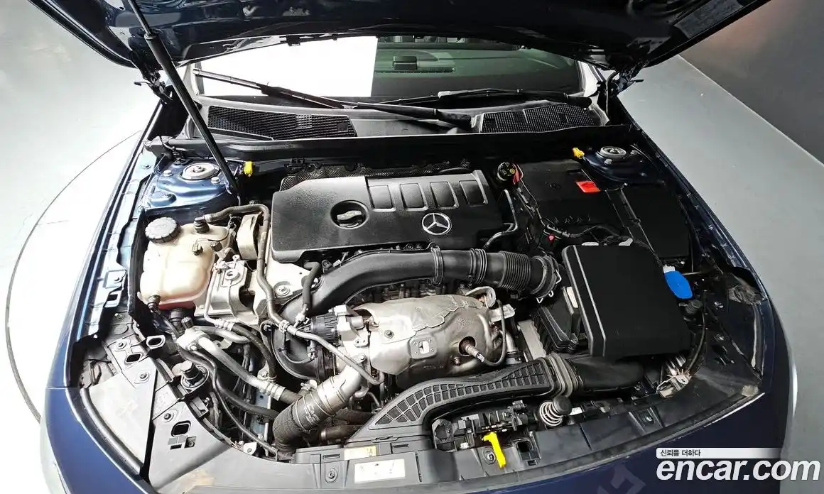 Mercedes-Benz A-Class 2022 2.0 Автомат в Москве № 493998, фото 6