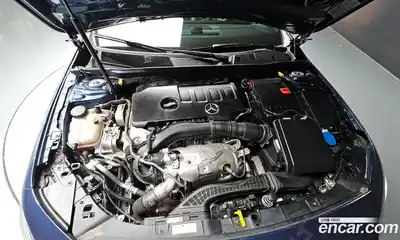 Mercedes-Benz A-Class 2022 2.0 Автомат в Москве № 493998, миниатюра 6