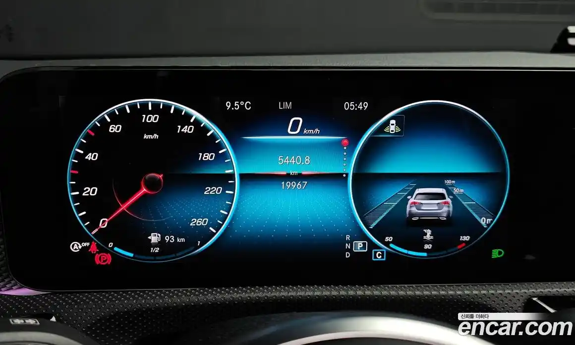 Mercedes-Benz A-Class 2022 2.0 Автомат в Москве № 493998, фото 8