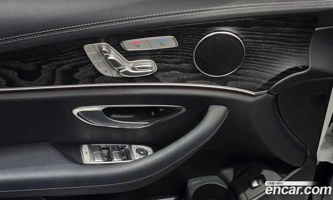 Mercedes-Benz E-Class 2022 2.0 Автомат в Москве № 494847, фото 19