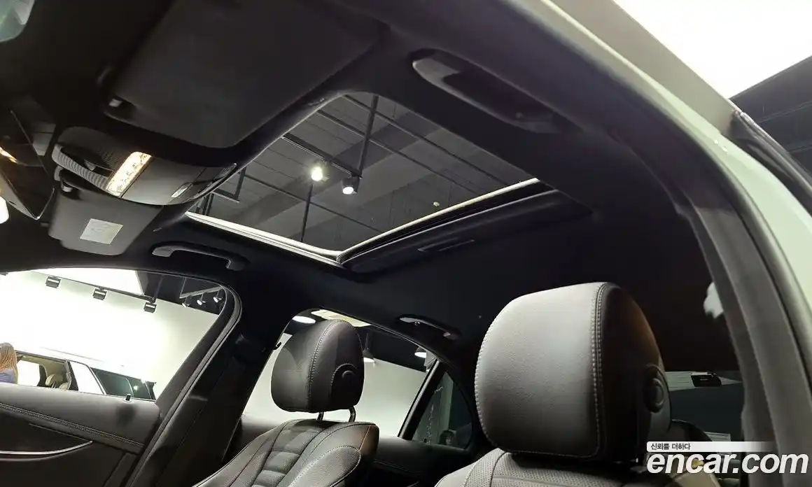 Mercedes-Benz E-Class 2022 2.0 Автомат в Москве № 494847, фото 20