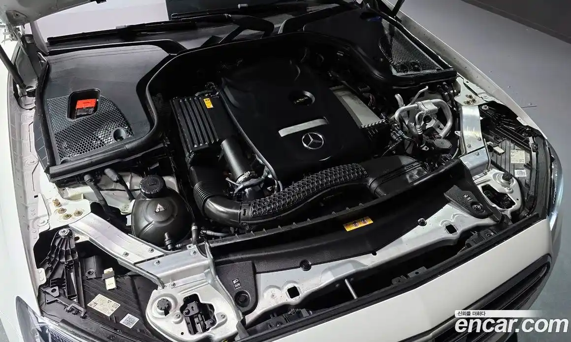 Mercedes-Benz E-Class 2022 2.0 Автомат в Москве № 494847, фото 6