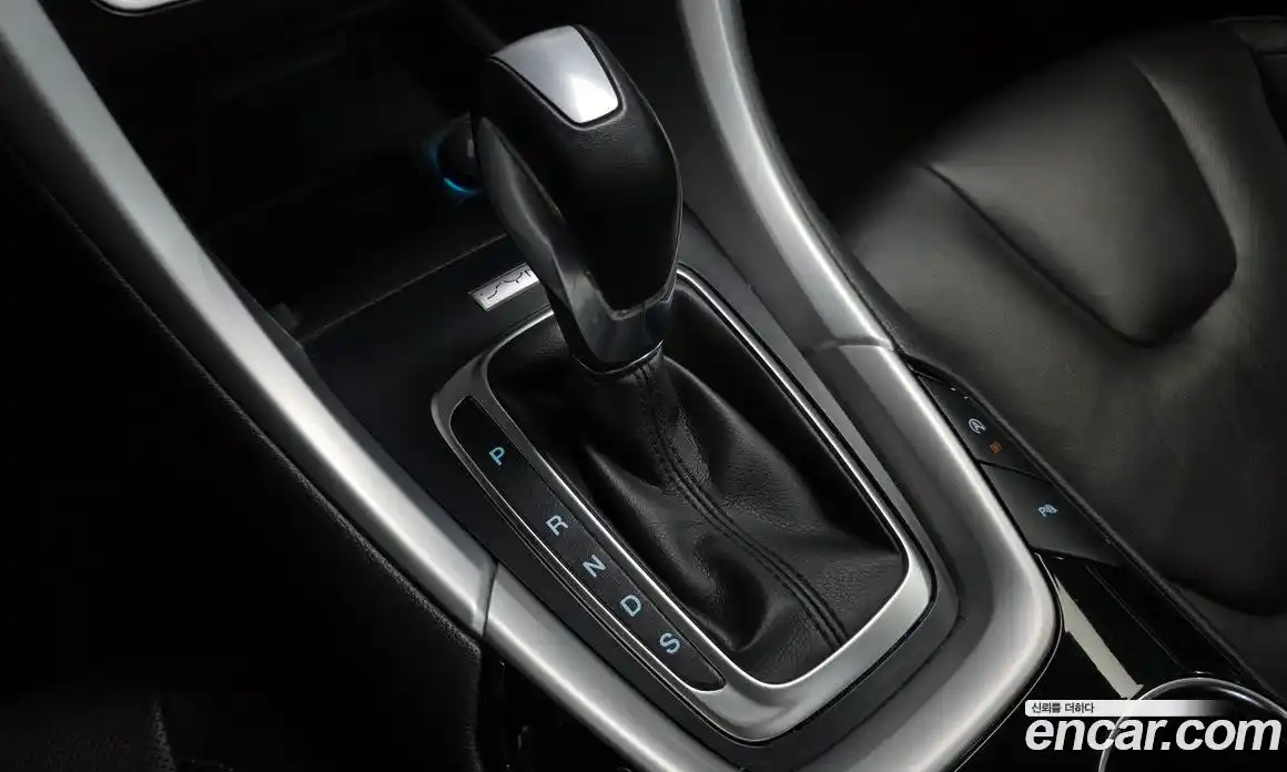 Ford Mondeo 2017 2.0 Автомат в Москве № 495176, фото 9