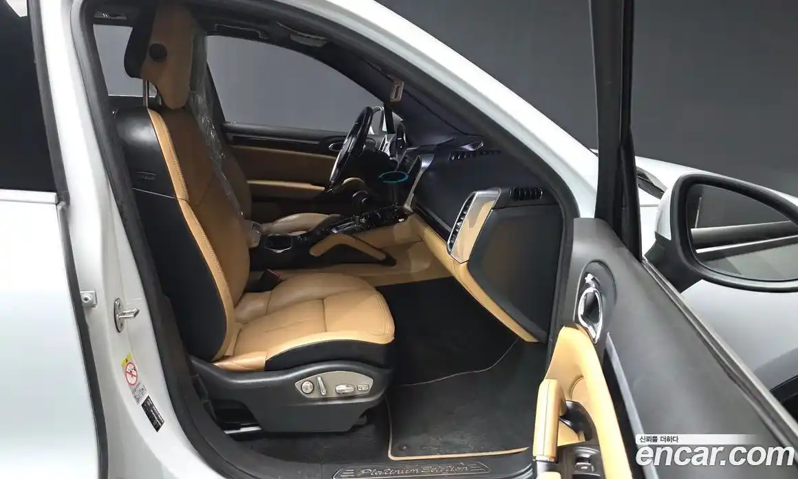 Porsche Cayenne 2014 3.0 Автомат в Москве № 498354, фото 11