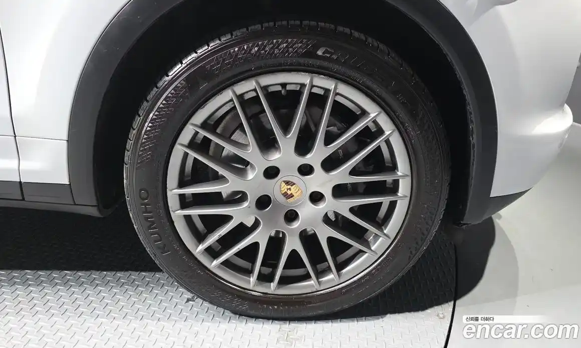 Porsche Cayenne 2014 3.0 Автомат в Москве № 498354, фото 5