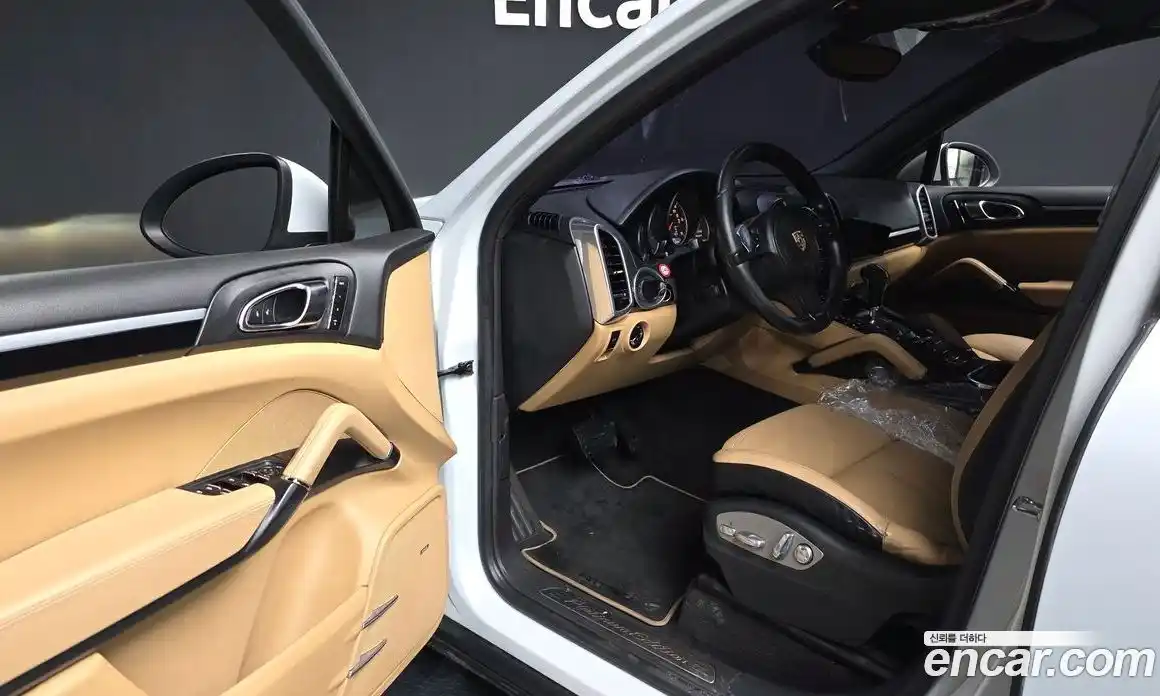 Porsche Cayenne 2014 3.0 Автомат в Москве № 498354, фото 10