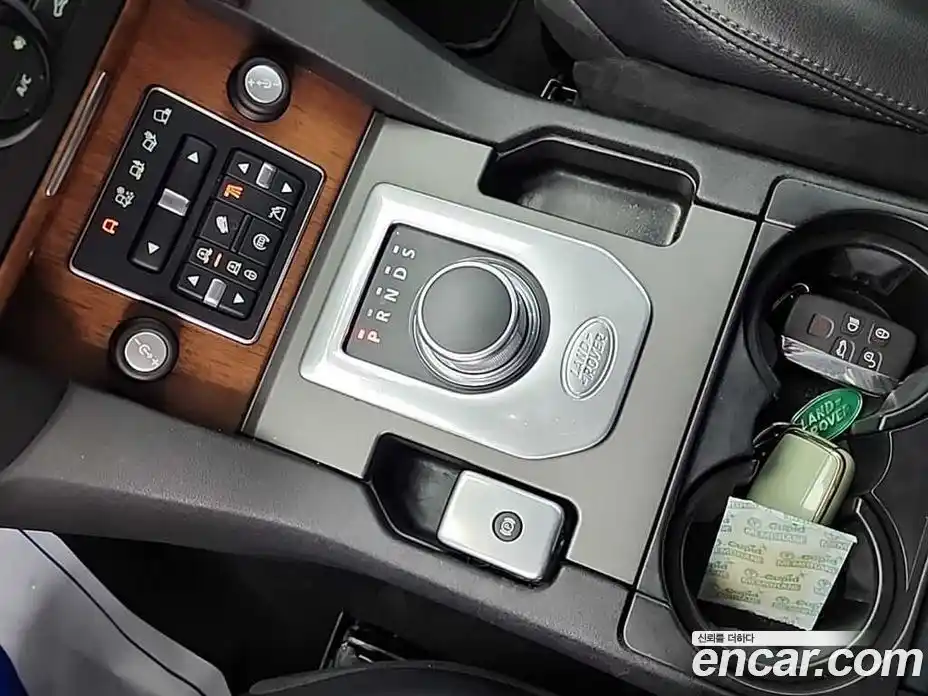 Land Rover Discovery 2016 3.0 Автомат в Москве № 498962, фото 8