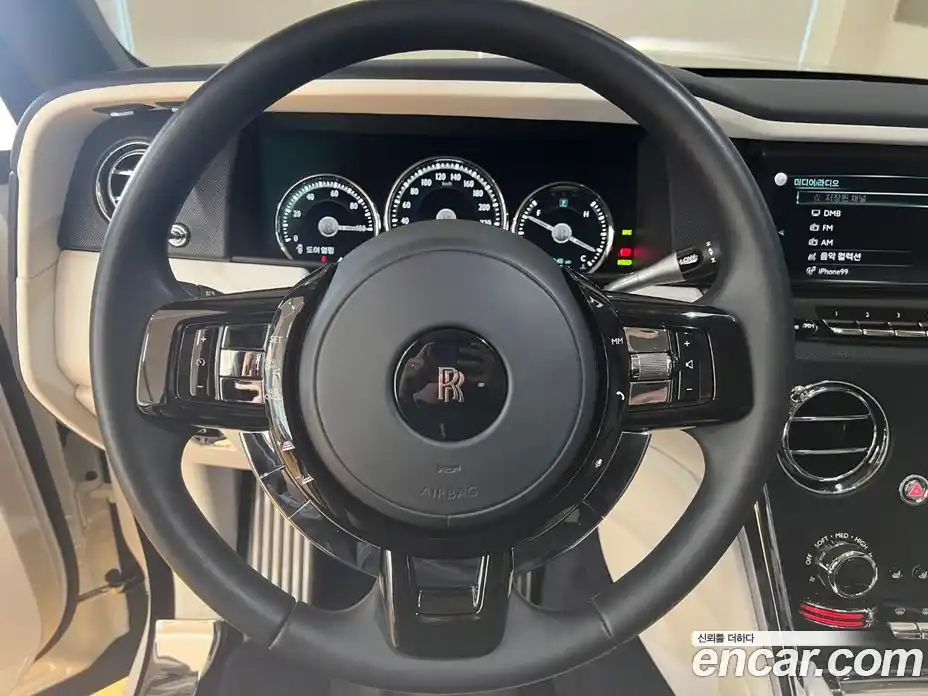 Rolls-Royce Cullinan 2022 6.7 Автомат в Москве № 500778, фото 17