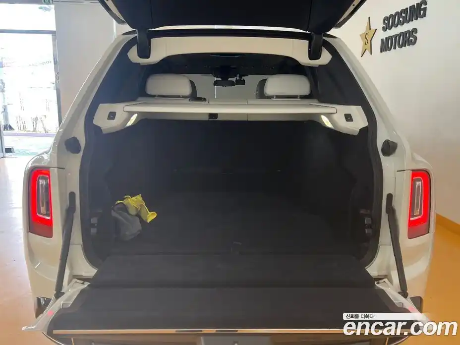 Rolls-Royce Cullinan 2022 6.7 Автомат в Москве № 500778, фото 6