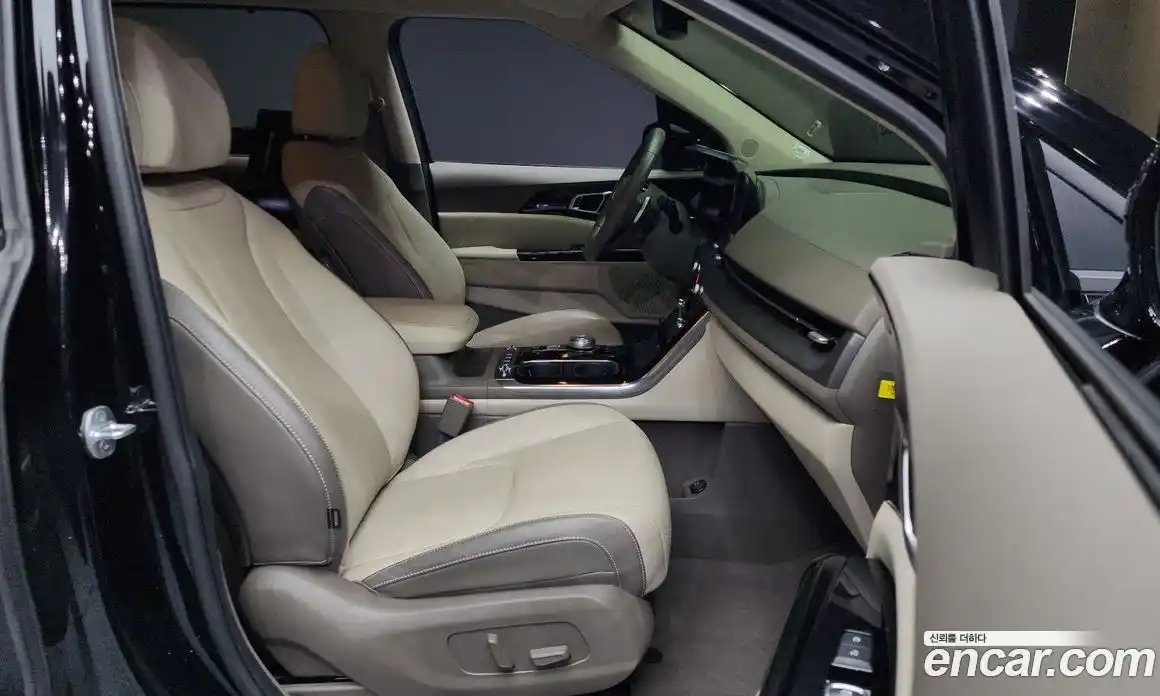 Kia Canival 2021 3.5 Автомат в Москве № 50699, фото 11